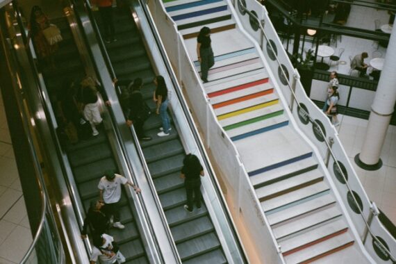 What to Eat and Do While Your Clothes Wash at Rivervale Plaza