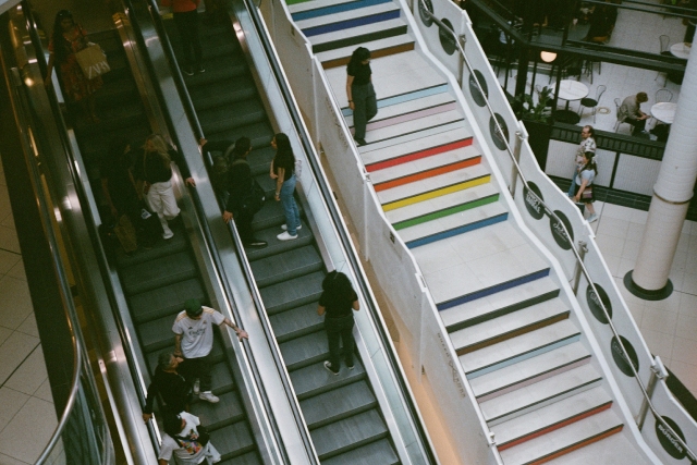 What to Eat and Do While Your Clothes Wash at Rivervale Plaza